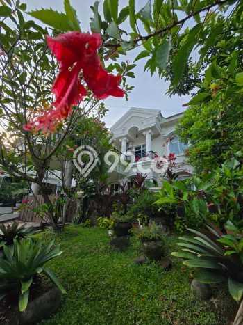 For Sale! Premium House LT 240m2 Desain Modern di Legenda Wisata For Sale! Premium House LT 240m2 Desain Modern di Legenda Wisata