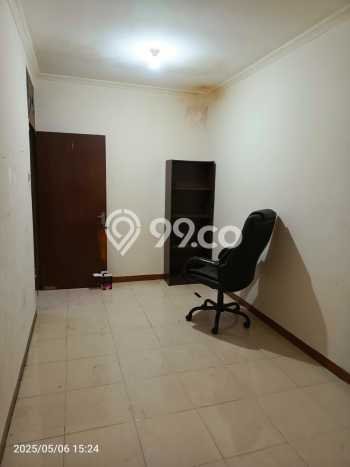 Disewakan Rumah Murah di Tanjung Duren Utara Jakarta Barat Punya 3 Kamar Tidur Disewakan Rumah Murah di Tanjung Duren Utara Jakarta Barat Punya 3 Kamar Tidur