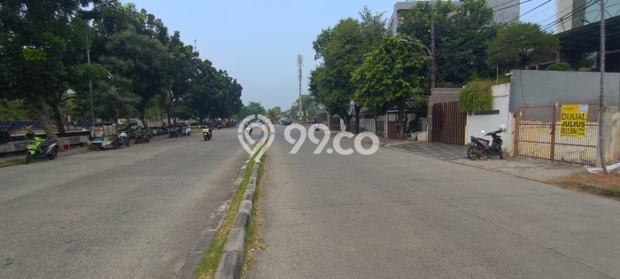 AREA PROSPEKTIF! Tanah Kawasan Kelapa Gading, Luas 180m2m², Akses Transportasi, Kawasan Potensial AREA PROSPEKTIF! Tanah Kawasan Kelapa Gading, Luas 180m2m², Akses Transportasi, Kawasan Potensial