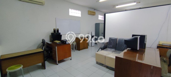 Ruko Bagus LT 173m2 LB 400m2 Dijual di Senen Jakarta Pusat Ruko Bagus LT 173m2 LB 400m2 Dijual di Senen Jakarta Pusat