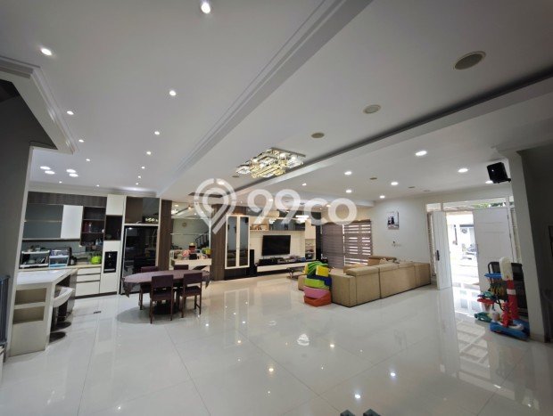 Jual Rumah Luas Megah Dengan View Eksklusif di Summarecon Bekasi, Bekasi Jual Rumah Luas Megah Dengan View Eksklusif di Summarecon Bekasi, Bekasi