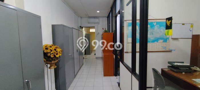 Ruko Bagus LT 173m2 LB 400m2 Dijual di Senen Jakarta Pusat Ruko Bagus LT 173m2 LB 400m2 Dijual di Senen Jakarta Pusat