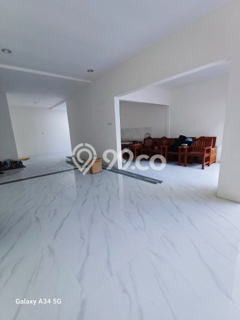 Rumah Eksklusif Dijual LT 331m2 di Banjarsari, Solo Rumah Eksklusif Dijual LT 331m2 di Banjarsari, Solo