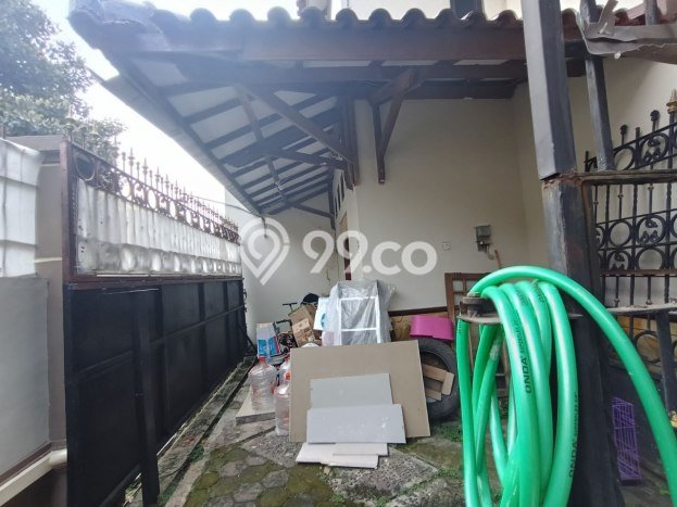 Hot Offer Hunian Mewah Ideal dan Luas di Laweyan, Surakarta Hot Offer Hunian Mewah Ideal dan Luas di Laweyan, Surakarta