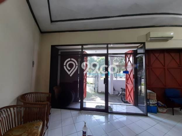 Dijual Ruko Kawasan Laweyan, Luas 200m², Lokasi Strategis Dijual Ruko Kawasan Laweyan, Luas 200m², Lokasi Strategis