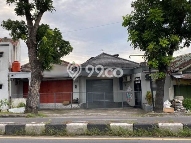 Dijual Ruko Kawasan Laweyan, Luas 200m², Lokasi Strategis Dijual Ruko Kawasan Laweyan, Luas 200m², Lokasi Strategis