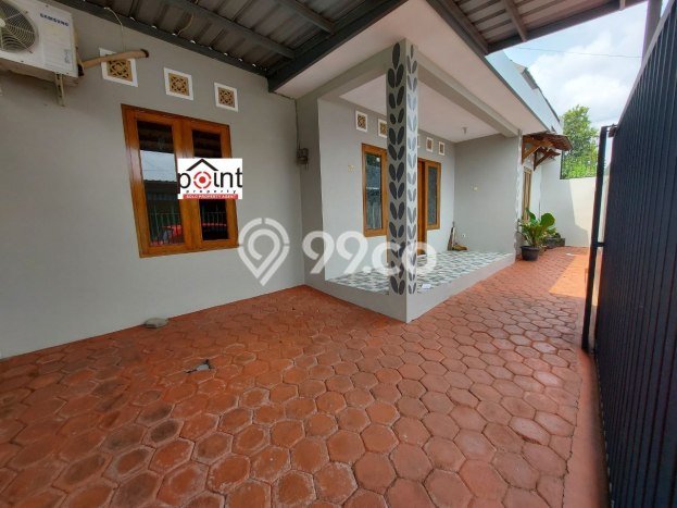 Jual Rumah Bagus Siap Huni LB 120m2 di Banjarsari, Surakarta Jual Rumah Bagus Siap Huni LB 120m2 di Banjarsari, Surakarta