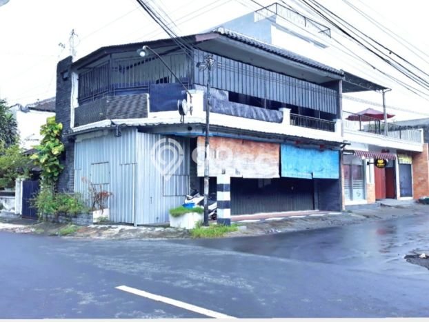 Ruko Strategis Kawasan Kartosuro, Luas 116m², Area Komersial, Tingkat Keramaian Tinggi Ruko Strategis Kawasan Kartosuro, Luas 116m², Area Komersial, Tingkat Keramaian Tinggi