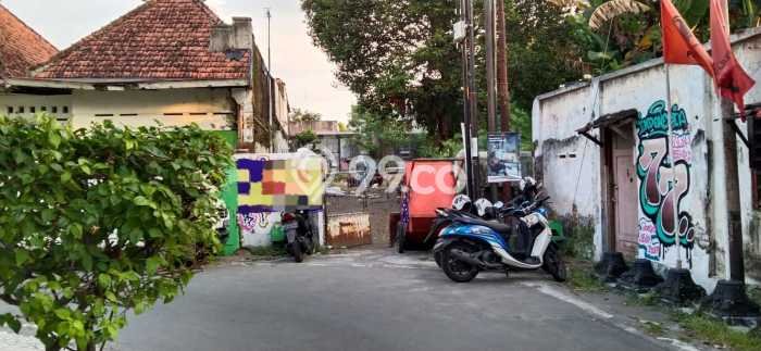 Tanah Dijual Lokasi Laweyan Solo SHM Tanah Dijual Lokasi Laweyan Solo SHM