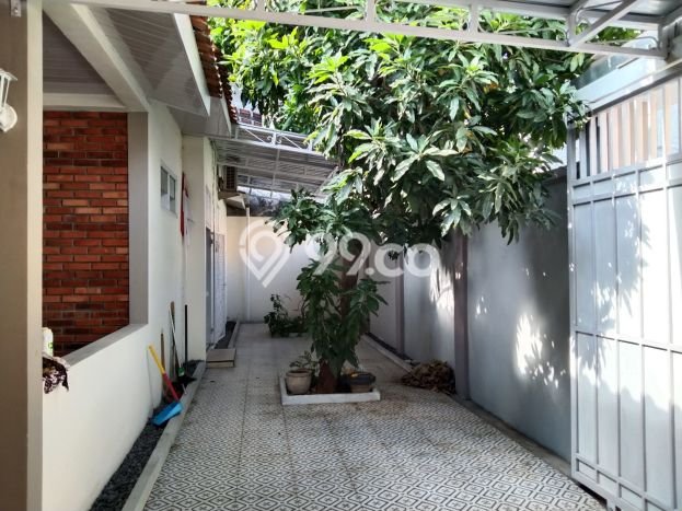 BEST DEAL! Rumah di Kartosuro, 5 KM, Akses Mudah Pusat Kota, LT 272m² LB 190m² BEST DEAL! Rumah di Kartosuro, 5 KM, Akses Mudah Pusat Kota, LT 272m² LB 190m²