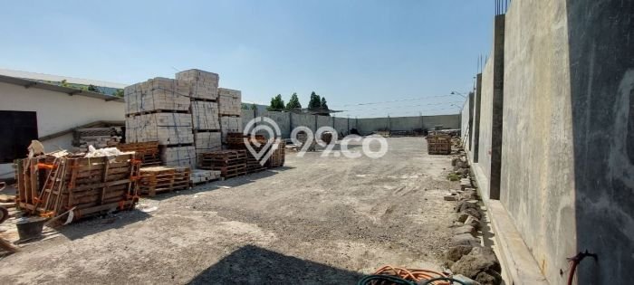 AREA KOMERSIAL! Gudang Kawasan Colomadu, Luas 600m², Posisi Premium AREA KOMERSIAL! Gudang Kawasan Colomadu, Luas 600m², Posisi Premium