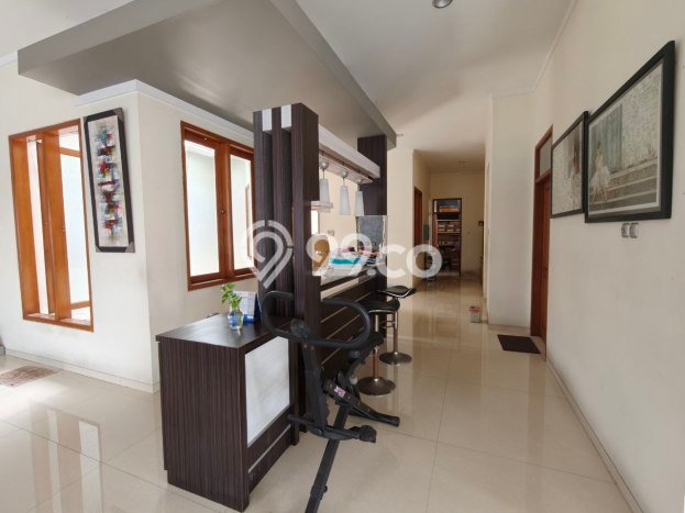 For Sale Rumah Elit Exclusive di Colomadu, Karanganyar For Sale Rumah Elit Exclusive di Colomadu, Karanganyar