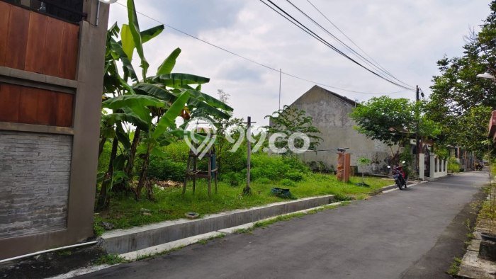 Lahan untuk Dijual di Colomadu Karanganyar Luas 102m2 Lahan untuk Dijual di Colomadu Karanganyar Luas 102m2
