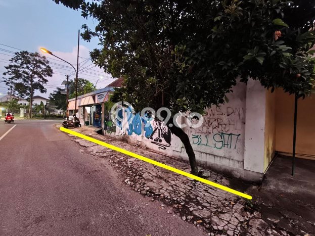 Lahan Kosong Dijual di Banjarsari, Solo, Luas 468m2 Area Strategis Lahan Kosong Dijual di Banjarsari, Solo, Luas 468m2 Area Strategis