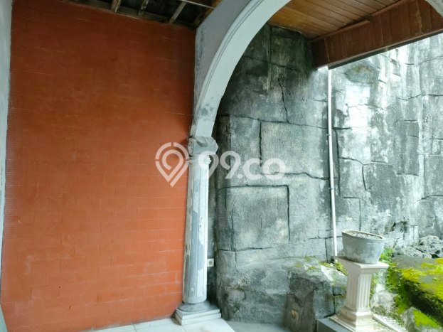 Siap Huni Hunian Elit 5 Kamar di Laweyan Dekat ke Mana Saja Siap Huni Hunian Elit 5 Kamar di Laweyan Dekat ke Mana Saja