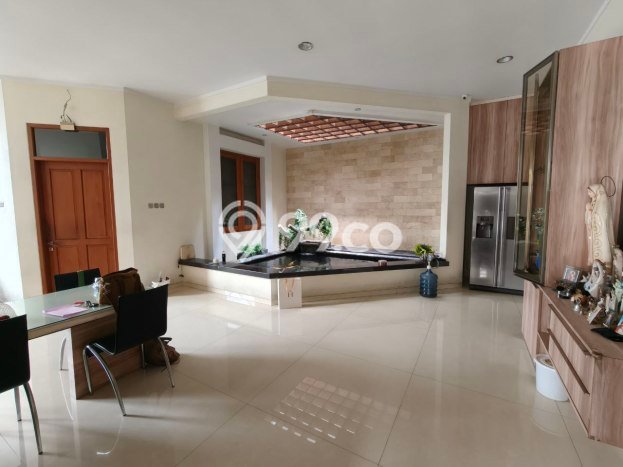 For Sale Rumah Elit Exclusive di Colomadu, Karanganyar For Sale Rumah Elit Exclusive di Colomadu, Karanganyar