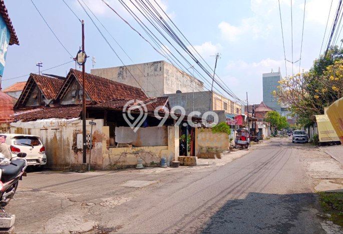 Lahan Dijual Lokasi Laweyan, Surakarta dengan Luas Tanah 300m2 dan Status SHM Lahan Dijual Lokasi Laweyan, Surakarta dengan Luas Tanah 300m2 dan Status SHM