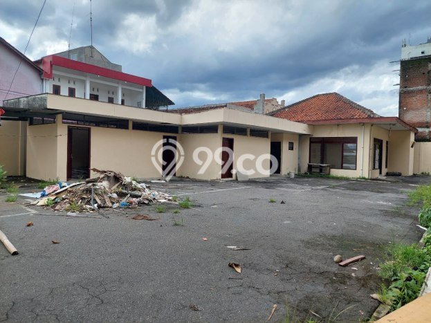 Area Ramai! Gudang Dijual di Kartasura untuk Bisnis Luas Bangunan 2000m2 Area Ramai! Gudang Dijual di Kartasura untuk Bisnis Luas Bangunan 2000m2