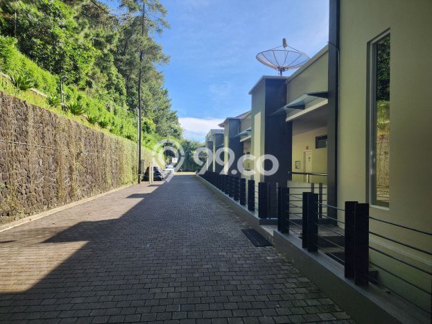 Hotel Strategis Kawasan Tawangmangu, Luas 10000m2m², Lokasi Mainroad Hotel Strategis Kawasan Tawangmangu, Luas 10000m2m², Lokasi Mainroad