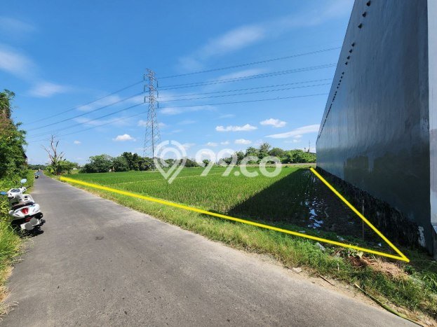Tanah Kosong Dijual di Karanganyar dengan Area 4100m2 Tanah Kosong Dijual di Karanganyar dengan Area 4100m2
