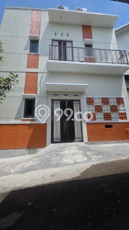 Untuk Dijual Kost di Jebres, Solo, 12 KT, 12 KM, Luas 210m2 Untuk Dijual Kost di Jebres, Solo, 12 KT, 12 KM, Luas 210m2