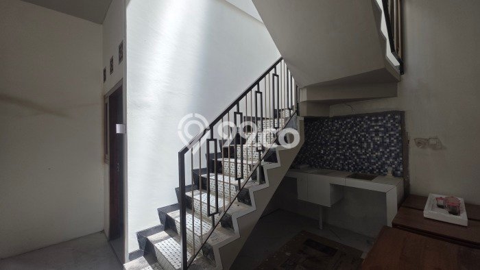 Untuk Dijual Kost di Jebres, Solo, 12 KT, 12 KM, Luas 210m2 Untuk Dijual Kost di Jebres, Solo, 12 KT, 12 KM, Luas 210m2
