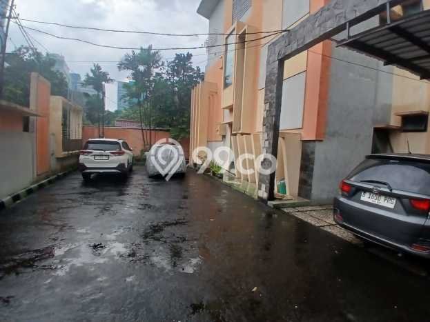 Kost Dijual Lokasi Palmerah, Jakarta Barat, Spesifikasi 0 Kamar Tidur dan Luas 850m2 Kost Dijual Lokasi Palmerah, Jakarta Barat, Spesifikasi 0 Kamar Tidur dan Luas 850m2