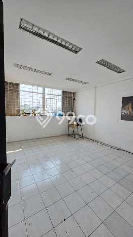 Ruko Dijual di Prime Area Jakarta Timur Luas 350m2 Ruko Dijual di Prime Area Jakarta Timur Luas 350m2