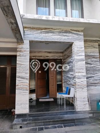 Rumah Mewah Dijual LT 260m2 di Kebon Jeruk, Jakarta Barat Rumah Mewah Dijual LT 260m2 di Kebon Jeruk, Jakarta Barat