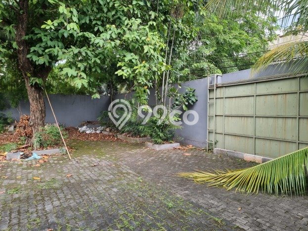 Dijual Tanah Lokasi Simprug Garden, Jakarta Selatan Seluas 670m2 Dijual Tanah Lokasi Simprug Garden, Jakarta Selatan Seluas 670m2