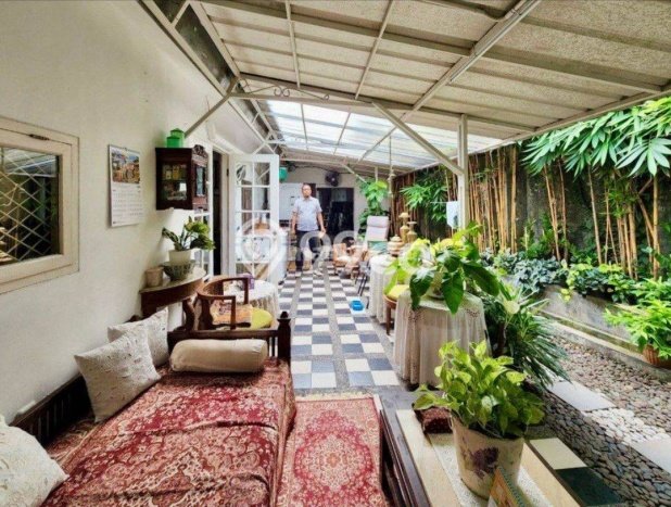 Rumah Elit Modern Tanpa Renovasi di Menteng Dalam Jakarta Selatan Rumah Elit Modern Tanpa Renovasi di Menteng Dalam Jakarta Selatan