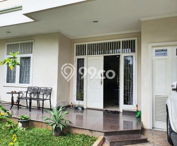 Jual Rumah Luas Megah Dengan View Eksklusif di Puri Indah, Jakarta Barat Jual Rumah Luas Megah Dengan View Eksklusif di Puri Indah, Jakarta Barat