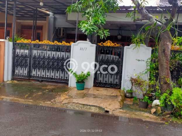 Rumah Modern Cantik 3 KT Bisa Langsung Pindah di Ciputat Rumah Modern Cantik 3 KT Bisa Langsung Pindah di Ciputat