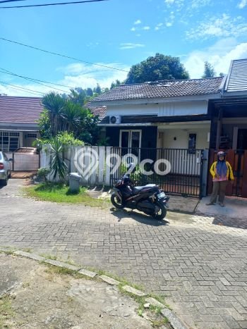 Rumah Luas Asri 3 KT Siap Pakai di BSD Nusaloka Tangerang Rumah Luas Asri 3 KT Siap Pakai di BSD Nusaloka Tangerang