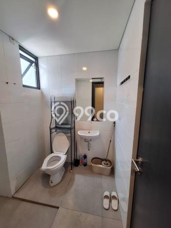Rumah Modern Cantik 3 KT Bisa Langsung Pindah di BSD Rumah Modern Cantik 3 KT Bisa Langsung Pindah di BSD