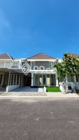 Rumah Luxury Modern Siap Huni di Citraland Surabaya Rumah Luxury Modern Siap Huni di Citraland Surabaya
