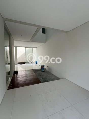 Rumah Luxury Modern Siap Huni di Citraland Surabaya Rumah Luxury Modern Siap Huni di Citraland Surabaya