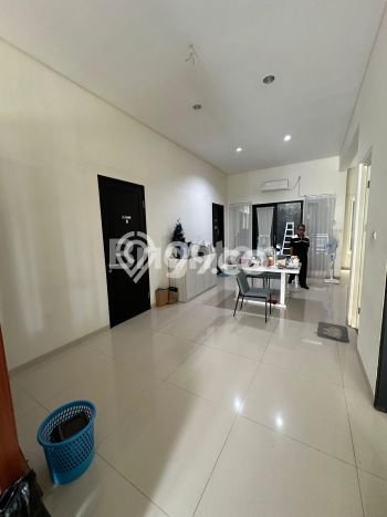 Jual Rumah Mewah Elegan Dengan View Cantik di Citraland, Surabaya Jual Rumah Mewah Elegan Dengan View Cantik di Citraland, Surabaya