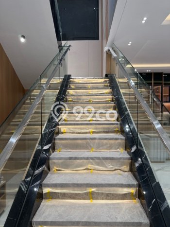Rumah Luxury Modern Siap Huni di Citraland Surabaya Rumah Luxury Modern Siap Huni di Citraland Surabaya