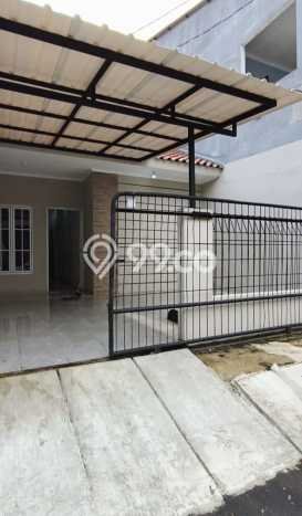 Rumah Strategis Minimalis Lb 100m2 di Serpong, Tangerang Selatan Rumah Strategis Minimalis Lb 100m2 di Serpong, Tangerang Selatan