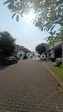 Rumah Eksklusif Siap Huni LT 250m2 di Serpong, Tangerang Selatan Rumah Eksklusif Siap Huni LT 250m2 di Serpong, Tangerang Selatan