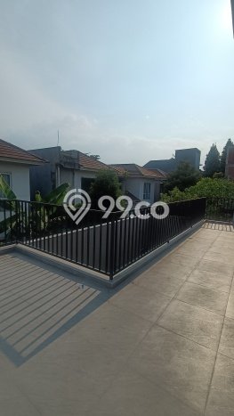 Rumah Eksklusif Siap Huni LT 250m2 di Serpong, Tangerang Selatan Rumah Eksklusif Siap Huni LT 250m2 di Serpong, Tangerang Selatan
