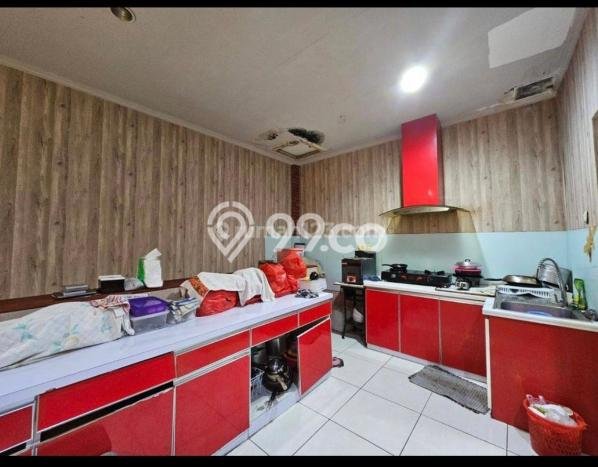Area Ramai! Ruko Dijual di Pulo Gadung untuk Bisnis Luas Bangunan 180m2 Area Ramai! Ruko Dijual di Pulo Gadung untuk Bisnis Luas Bangunan 180m2