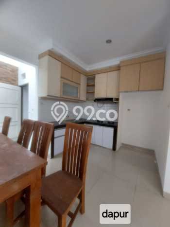 For Sale Rumah 6 Kamar Lokasi Ideal Bagus dan Strategis di Serpong For Sale Rumah 6 Kamar Lokasi Ideal Bagus dan Strategis di Serpong