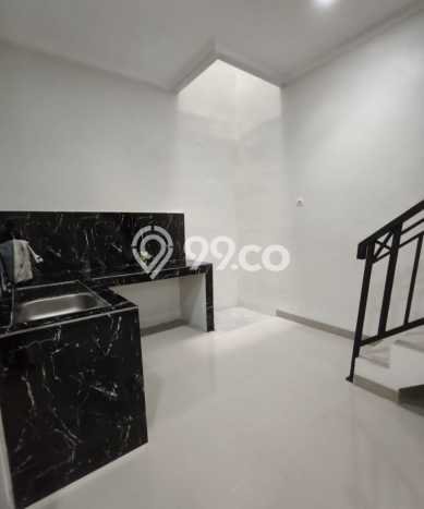 Rumah Strategis Minimalis Lb 100m2 di Serpong, Tangerang Selatan Rumah Strategis Minimalis Lb 100m2 di Serpong, Tangerang Selatan
