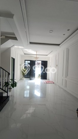 Dijual Hunian Mewah dengan Fasilitas Sekitar Lengkap di Serpong, Tangerang Selatan Dijual Hunian Mewah dengan Fasilitas Sekitar Lengkap di Serpong, Tangerang Selatan