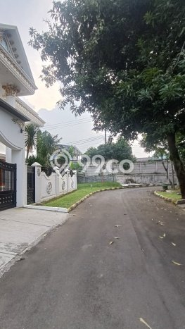 Siap Huni Rumah Mewah 7 Kamar di Serpong Dekat ke Mana Pun Siap Huni Rumah Mewah 7 Kamar di Serpong Dekat ke Mana Pun