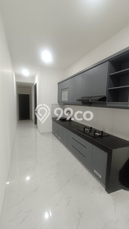 Rumah Eksklusif Siap Huni LT 250m2 di Serpong, Tangerang Selatan Rumah Eksklusif Siap Huni LT 250m2 di Serpong, Tangerang Selatan