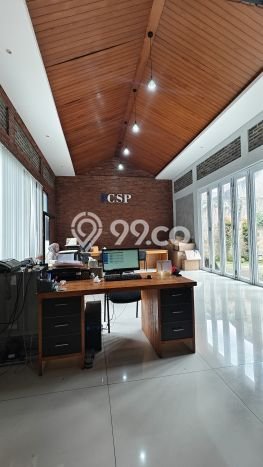 Rumah Mewah LB 120m2 Siap Huni Desain Elegan di Gunung Batu, Bandung Rumah Mewah LB 120m2 Siap Huni Desain Elegan di Gunung Batu, Bandung