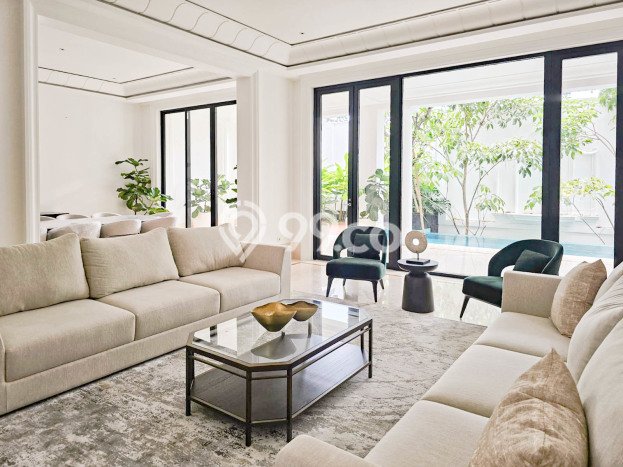 HOT DEAL! Jual Rumah Premium area Kebayoran Baru, Jakarta Selatan, LT 342m² Luas Bangunan 865m² HOT DEAL! Jual Rumah Premium area Kebayoran Baru, Jakarta Selatan, LT 342m² Luas Bangunan 865m²